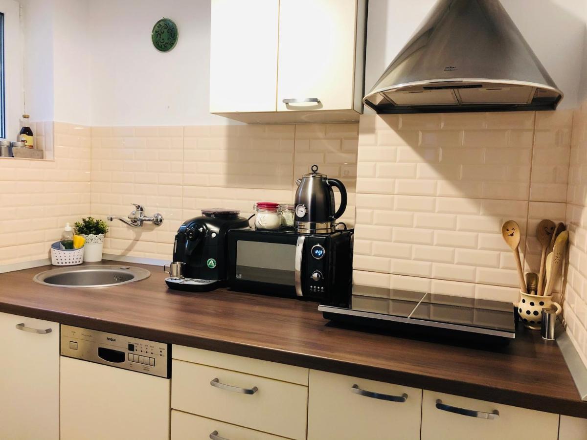 Little Cute Homey Apartman Сату-Маре Экстерьер фото