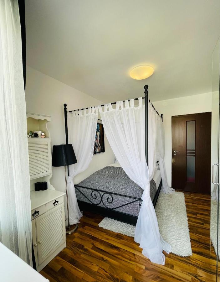 Little Cute Homey Apartman Сату-Маре Экстерьер фото