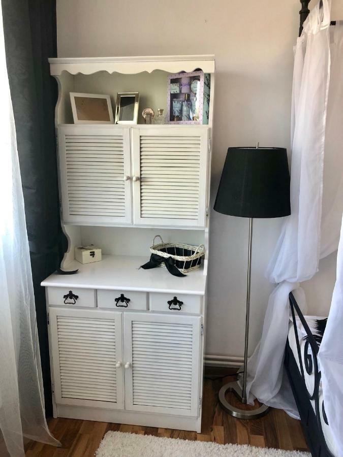 Little Cute Homey Apartman Сату-Маре Экстерьер фото