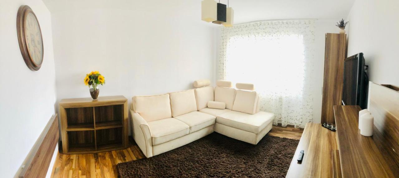 Little Cute Homey Apartman Сату-Маре Экстерьер фото
